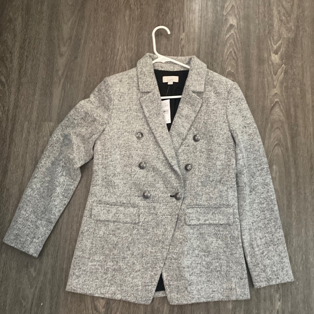 New Loft blazer. Size 2. Never worn.